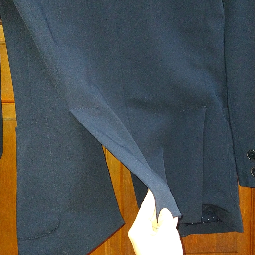 H81 Blue blazer, size S - Picture 3 of 4